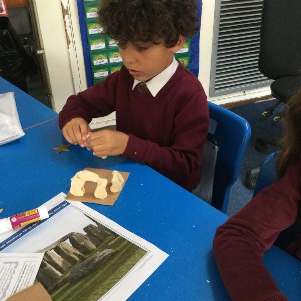 Year3Stonehenge2)